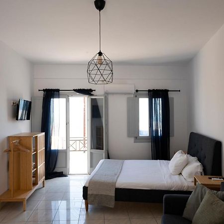 K & G Central Apartments Fira エクステリア 写真