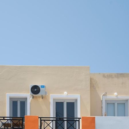 K & G Central Apartments Fira エクステリア 写真