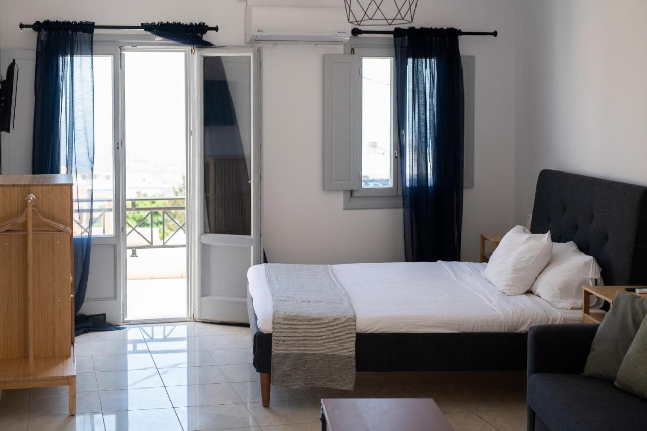 K & G Central Apartments Fira エクステリア 写真