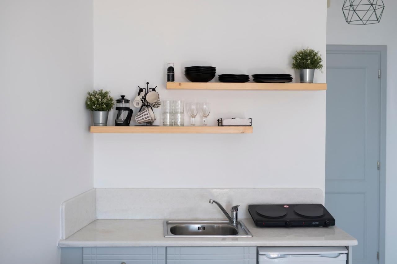 K & G Central Apartments Fira エクステリア 写真