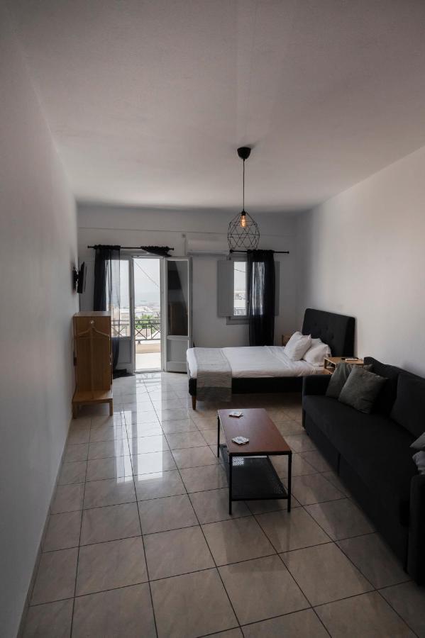 K & G Central Apartments Fira エクステリア 写真