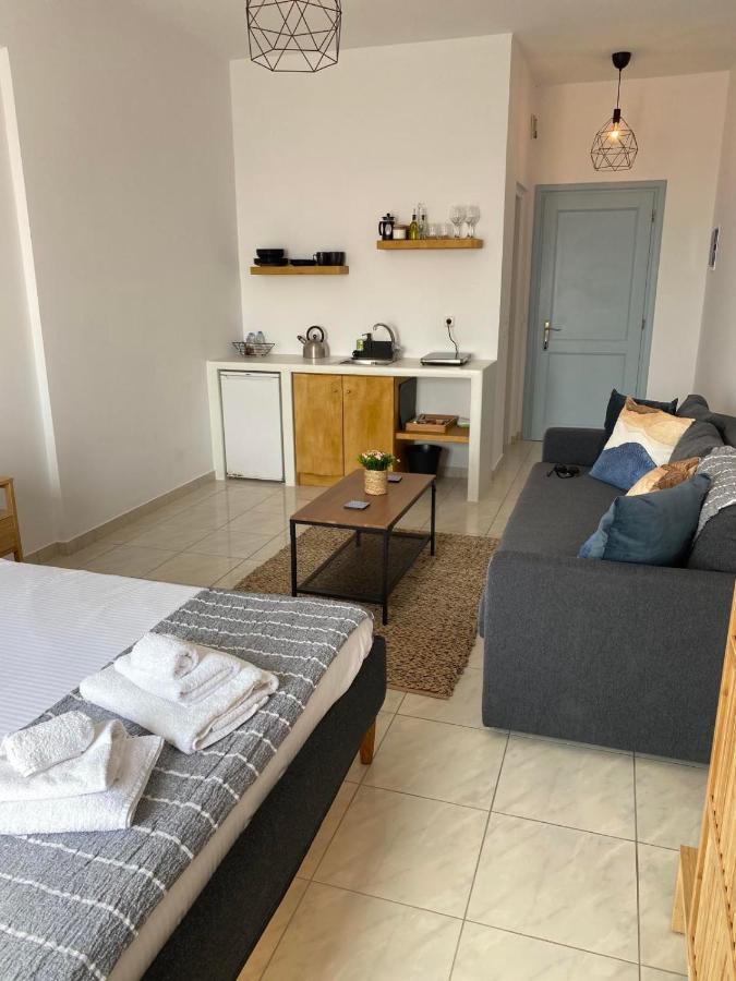 K & G Central Apartments Fira エクステリア 写真