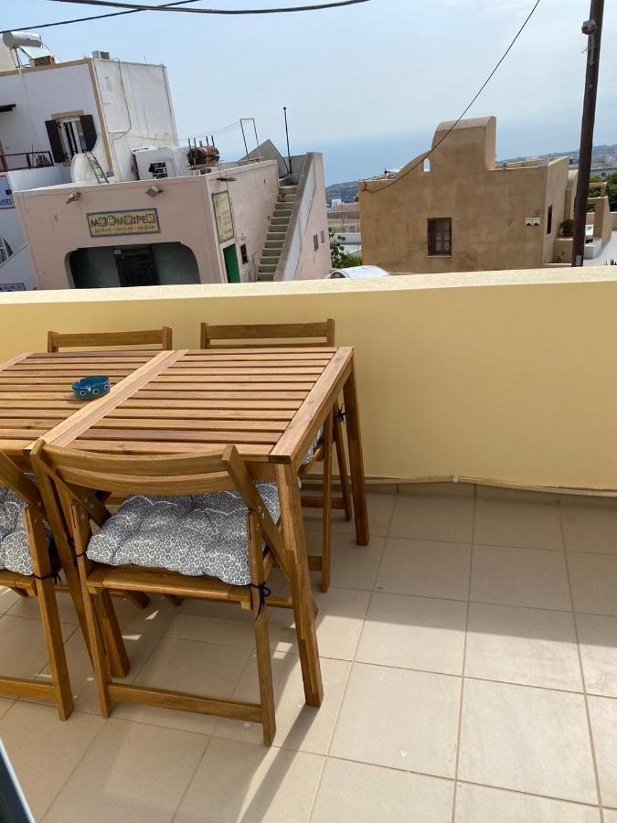 K & G Central Apartments Fira エクステリア 写真
